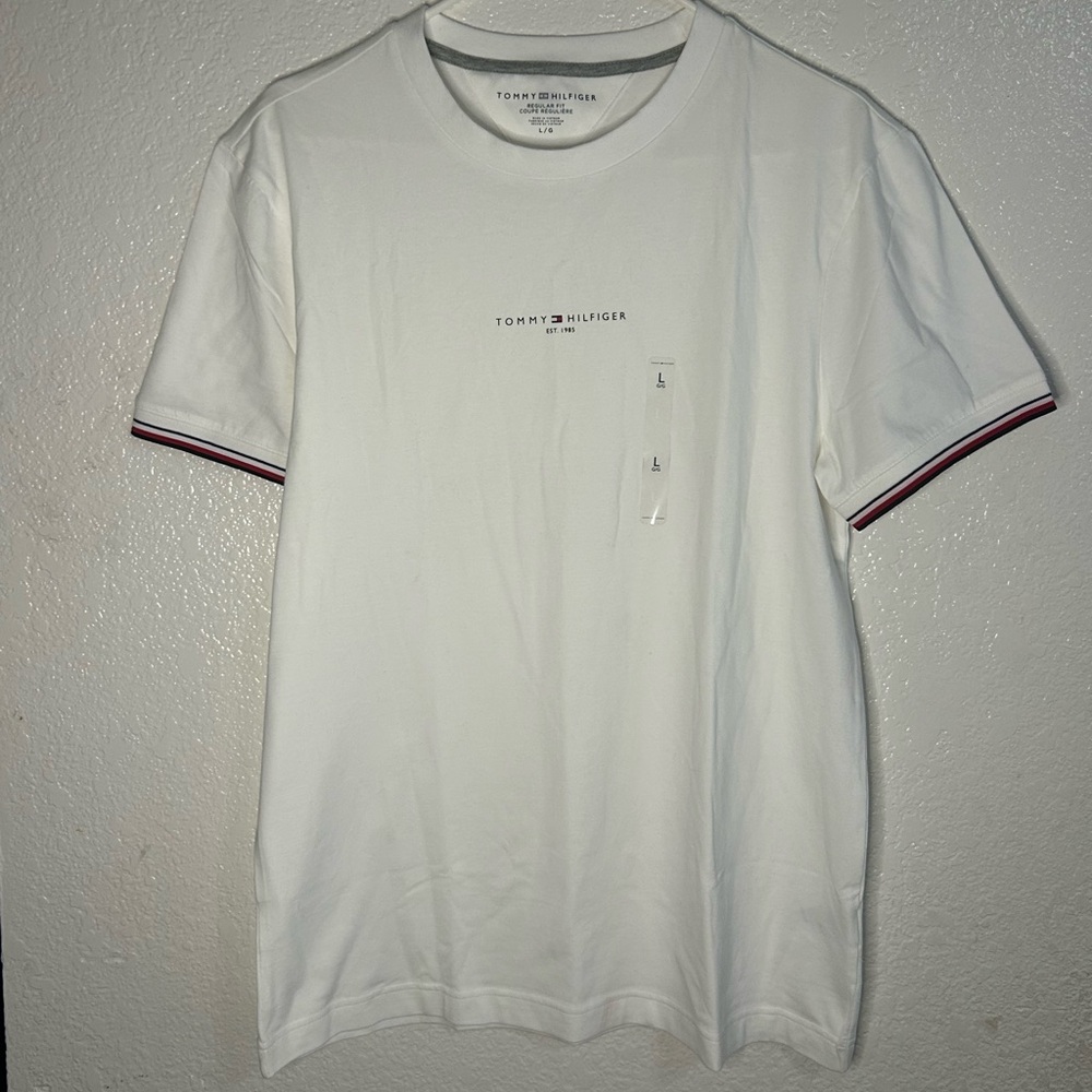 Tommy Hilfiger white t shirt